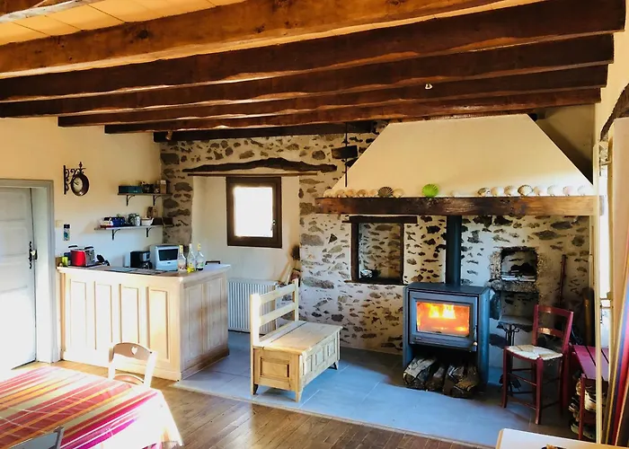 ベッド・アンド・ブレックファスト La Mariotte 3*